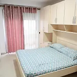 Апартаменты Near Seaside - Шенджин
