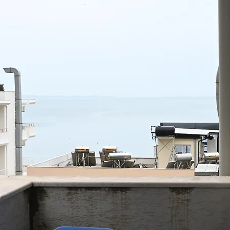 Near Seaside -
